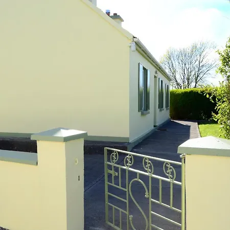 4-bed In Co Galway 5 Minutes From Beach *